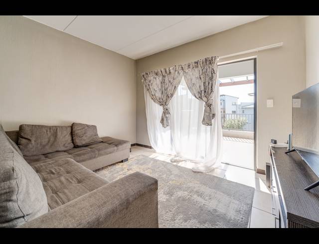 2 BEDROOM APARTMENT FOR SALE IN BARBEQUE DOWNS